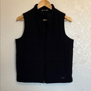 Men’s Travis Mathew Vest Black - Small
